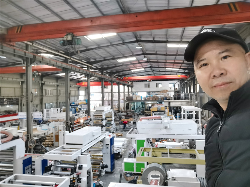 High speed slitting machine